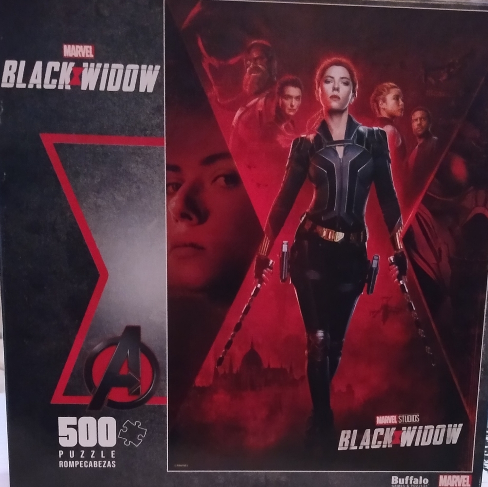 NWOT Marvel factory sealed Black Widow jigsaw puzzle 500 pieces.